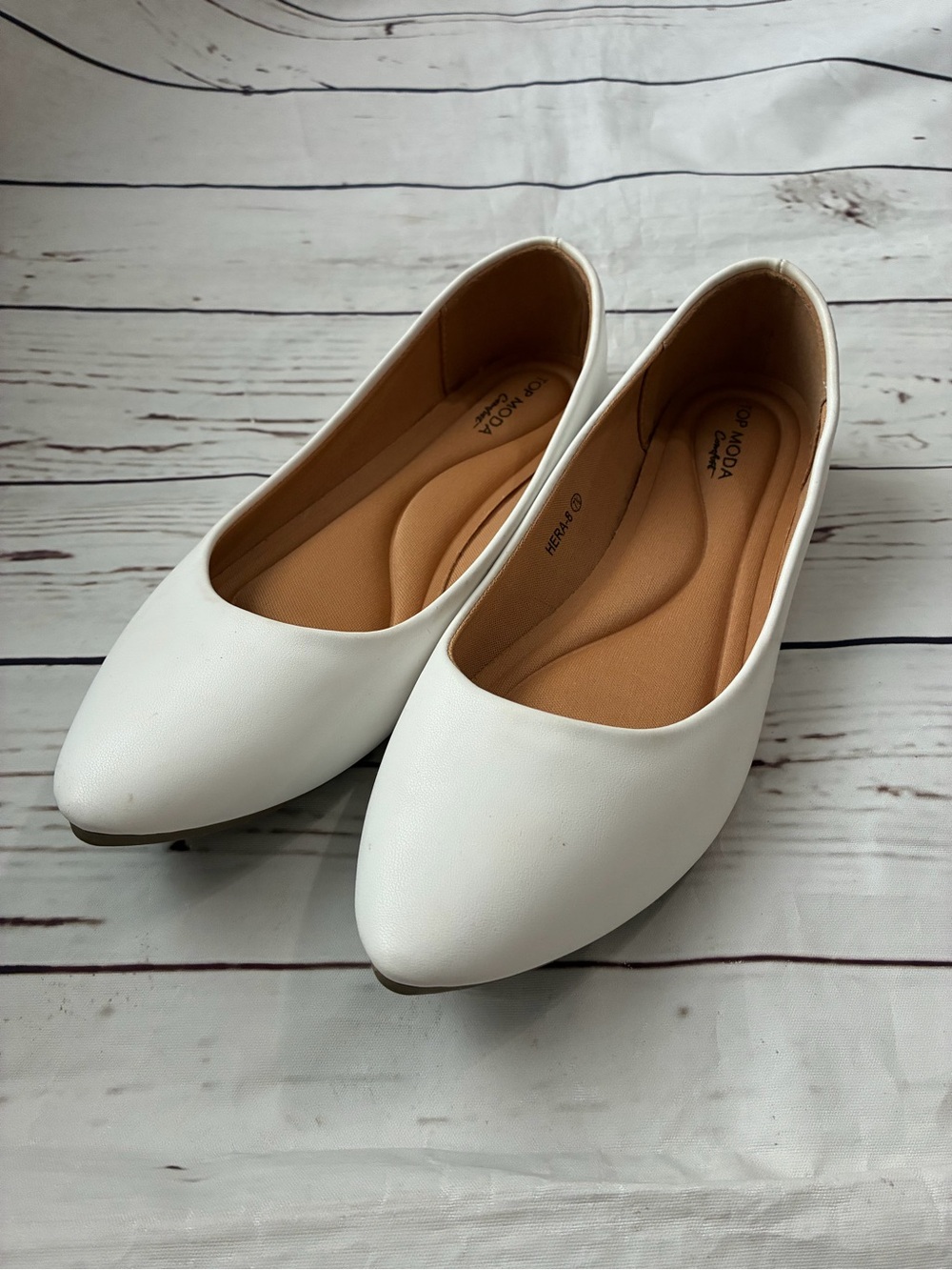 Top Moda white flats